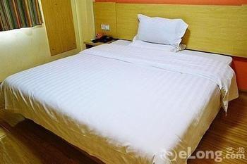Baoqing Hotel Wuhan Exterior photo